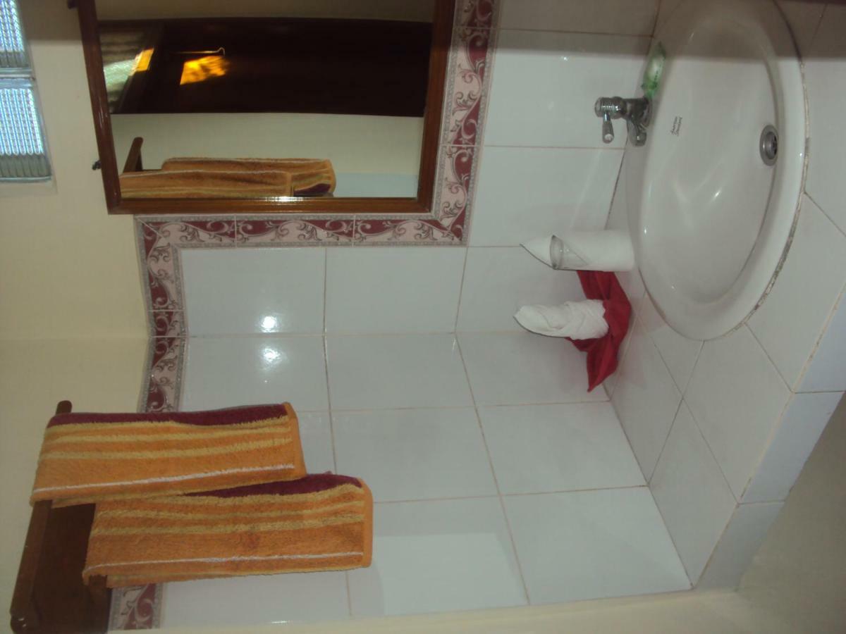 Made Homestay Munduk Exterior photo